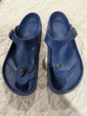 Birkenstock Gizeh Essentials EVA Sandals Women's Size 8.5 EU 39 Navy Blue Thong
